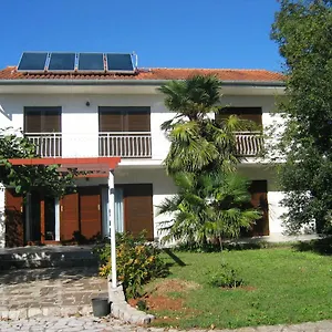 Cerovic Apartman Malinska