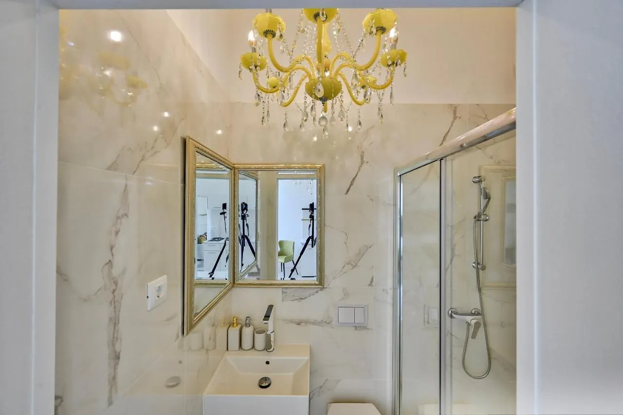 Appartamento Collins Amethyst Center Pola Croazia